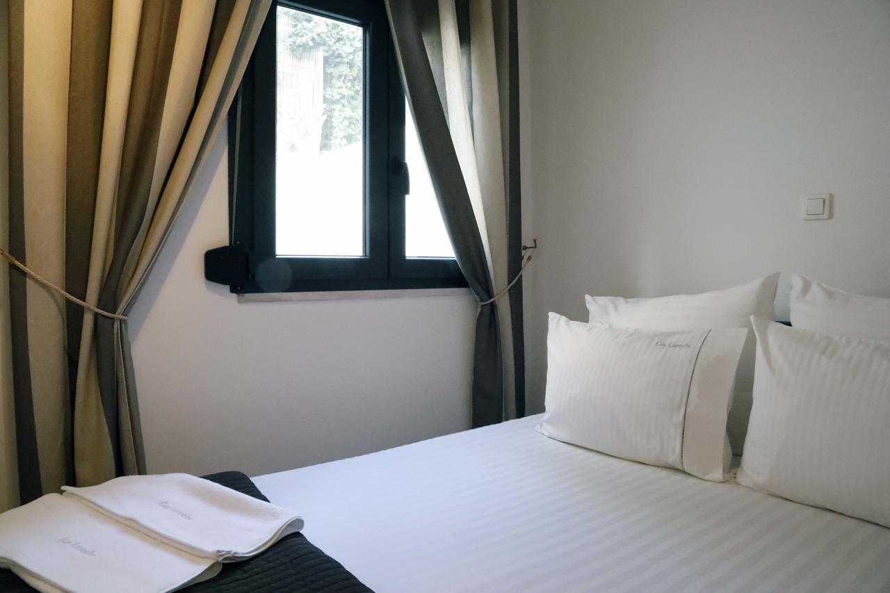 Gazi Boutique Apartment 2 เอเธนส์ ภายนอก รูปภาพ