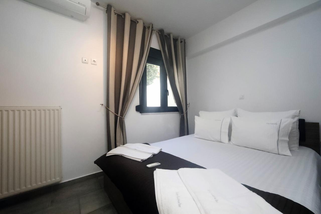 Gazi Boutique Apartment 2 เอเธนส์ ภายนอก รูปภาพ
