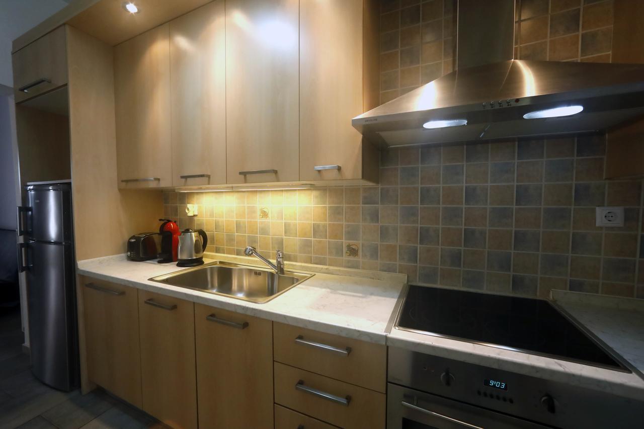 Gazi Boutique Apartment 2 เอเธนส์ ภายนอก รูปภาพ